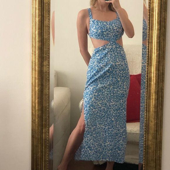 Zara Dresses & Skirts - Zara Cutout Midi Linen Blend Dress Blue and White European Floral XS